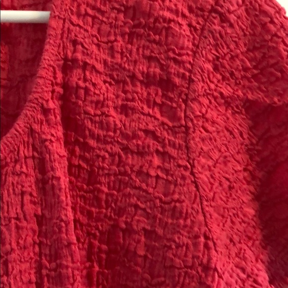 Textured top - Picture 3 of 3